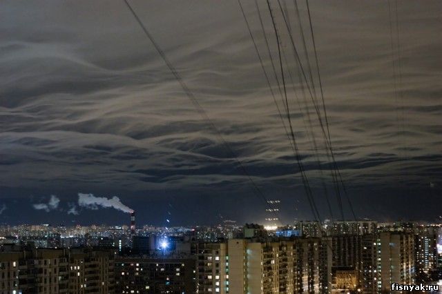 http://fisnyak.ru/post/post68/2.neobychnye_oblakav_moskve_10_avtor_oleg_lukjanov.jpg